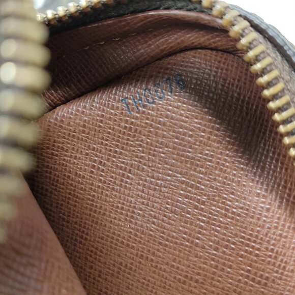 Louis Vuitton Amazon Brown Monogram Crossbody Bag lux202-102325 - Picture 8 of 9